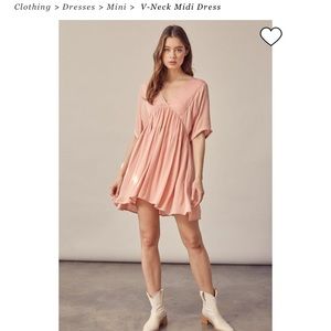 mustard seed tan v neck dress NWT